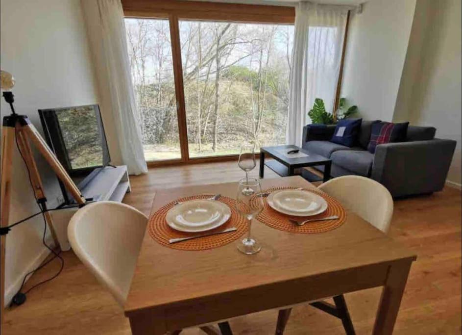 Business Flat. Terrace & Free Parking Appartamento